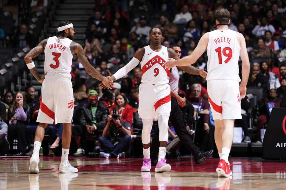 双方首发, 克拉克斯顿 双方首发, 克拉克斯顿